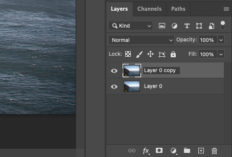 Du dupliserer lag i Photoshop ved å trykke på Ctrl eller Command og J-tasten samtidig