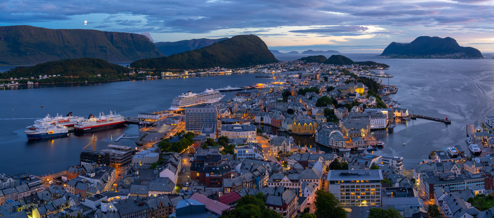 Solnedgång över Ålesund