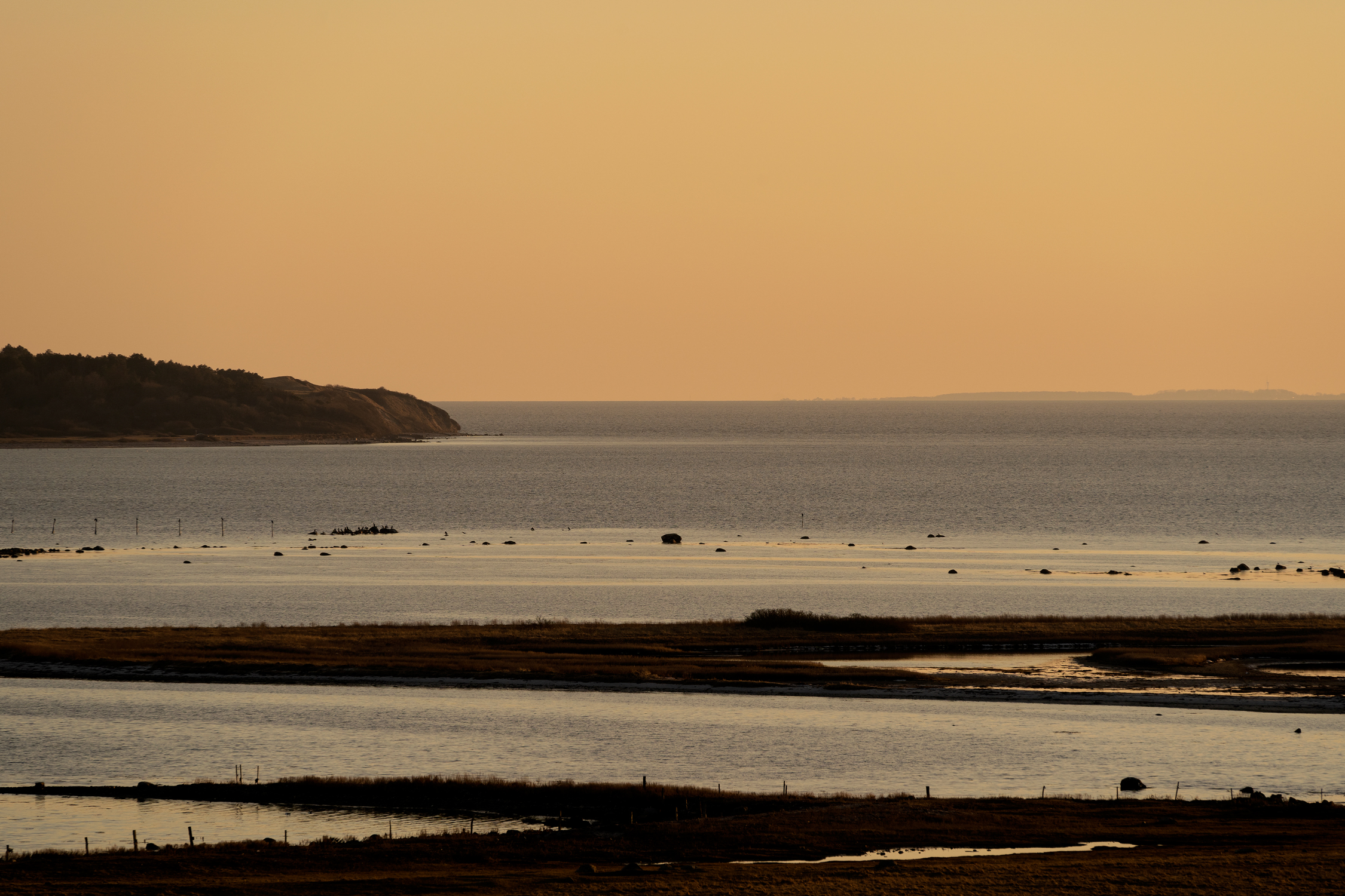 yksinkertainen maisemakuva kerroksia
