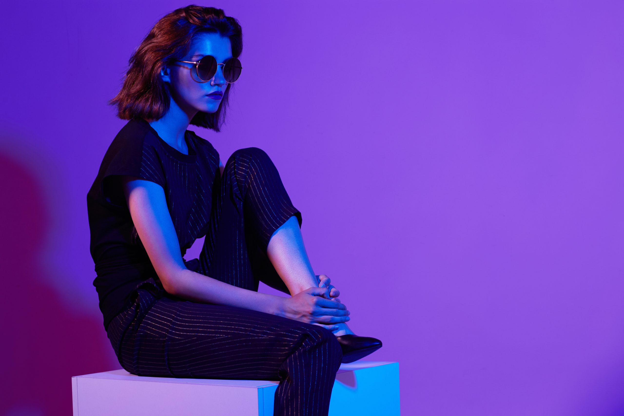 muotokuva nainen salama värikalvo