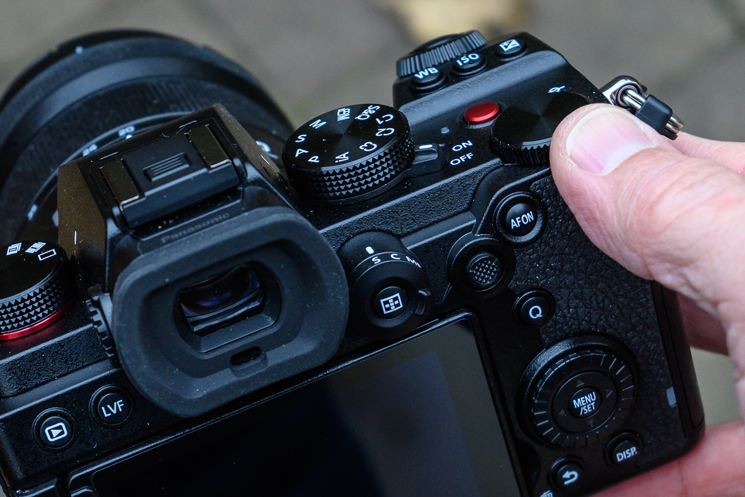 Panasonic Lumix DC-S5