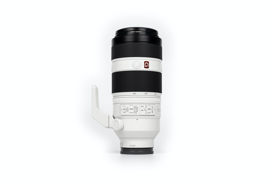 100-400 mm:n objektiivi