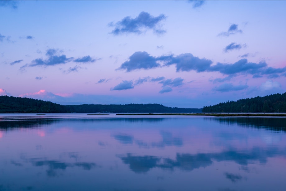 järvi sininen hetki