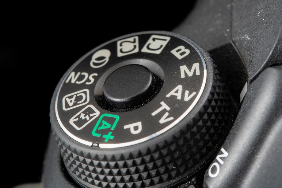 Kameran ohjelmavalitsin