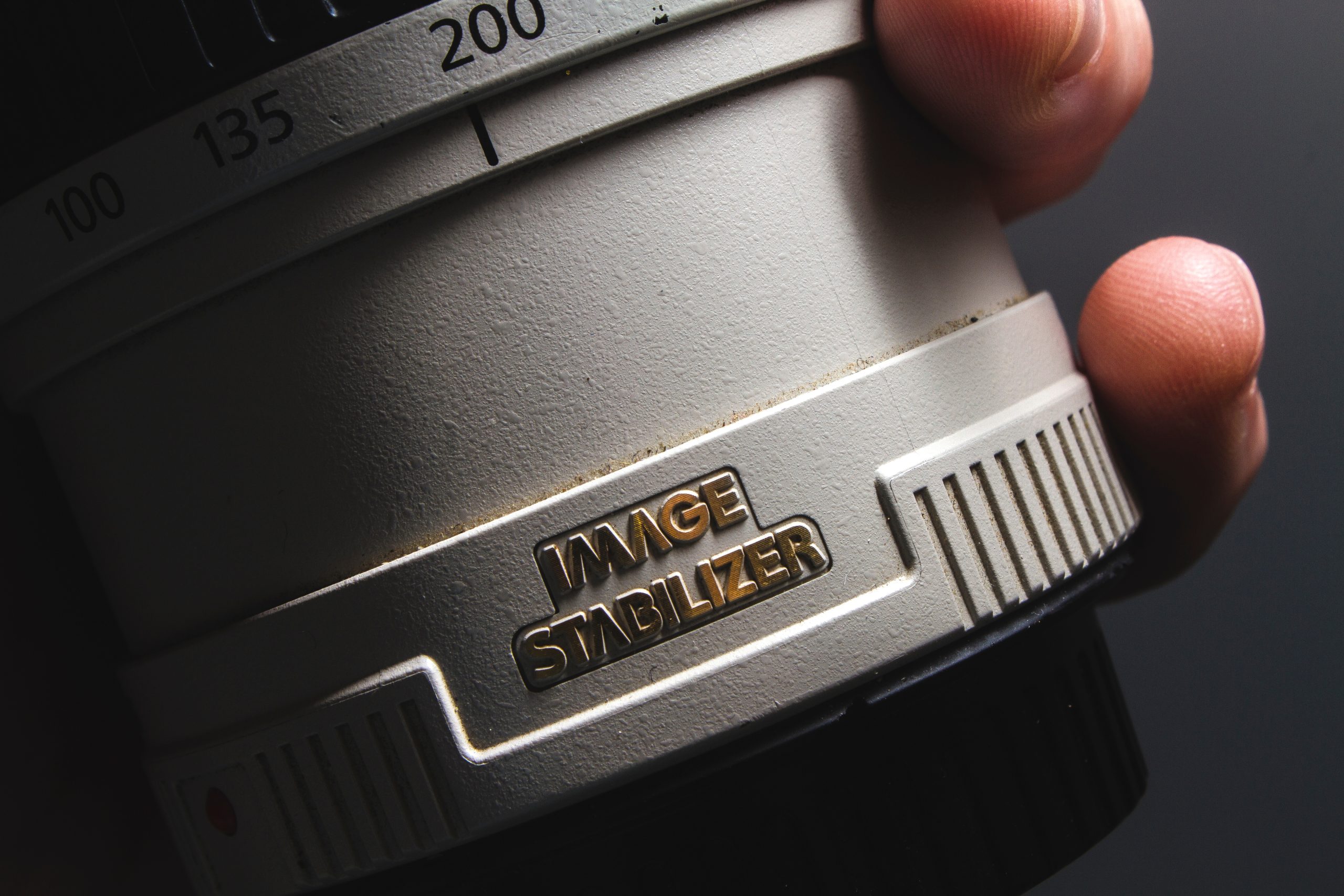 Ett zoomobjektiv på 70–200 mm från Canon