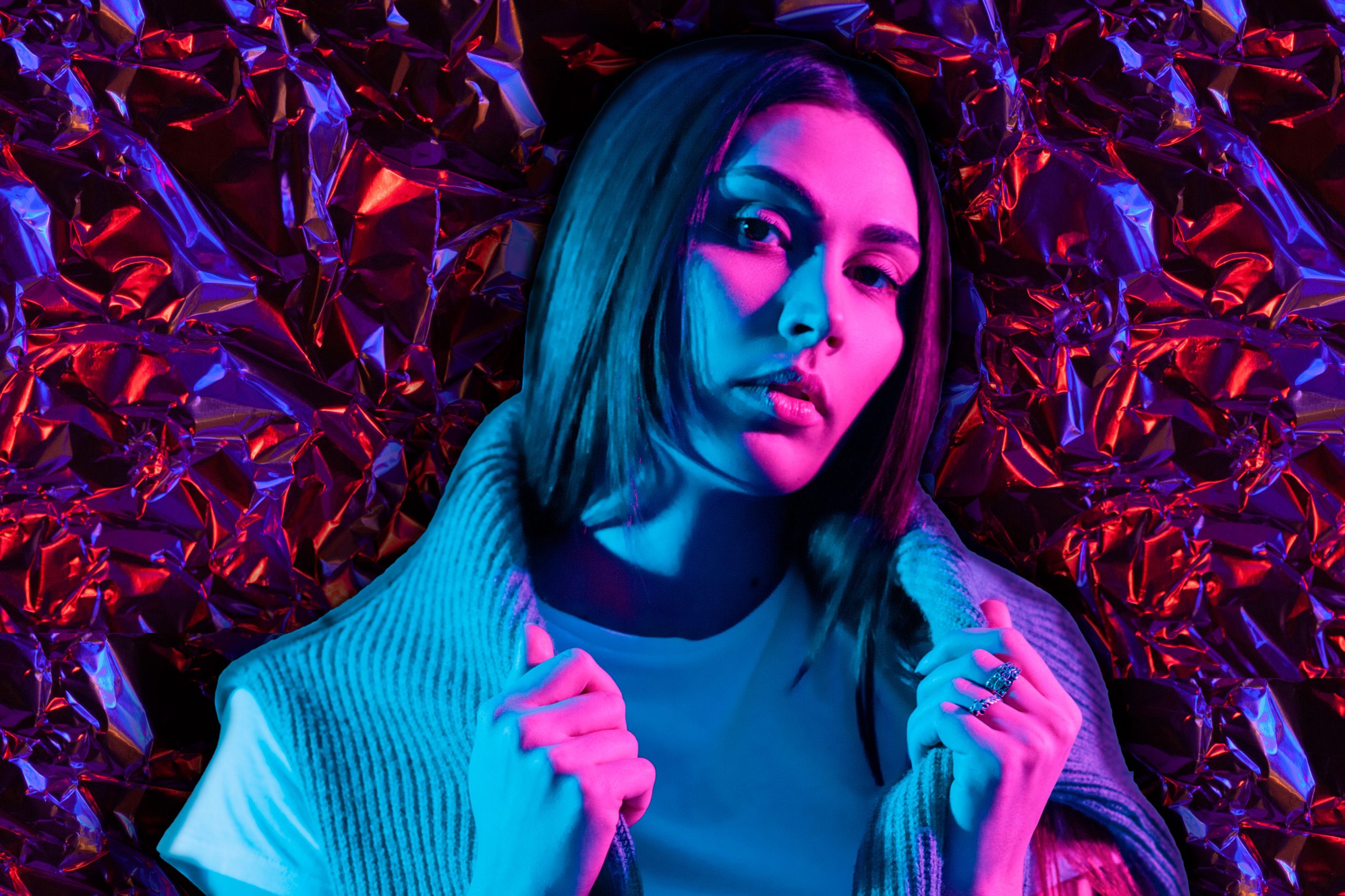 Makrobild robot på oskarp bakgrund