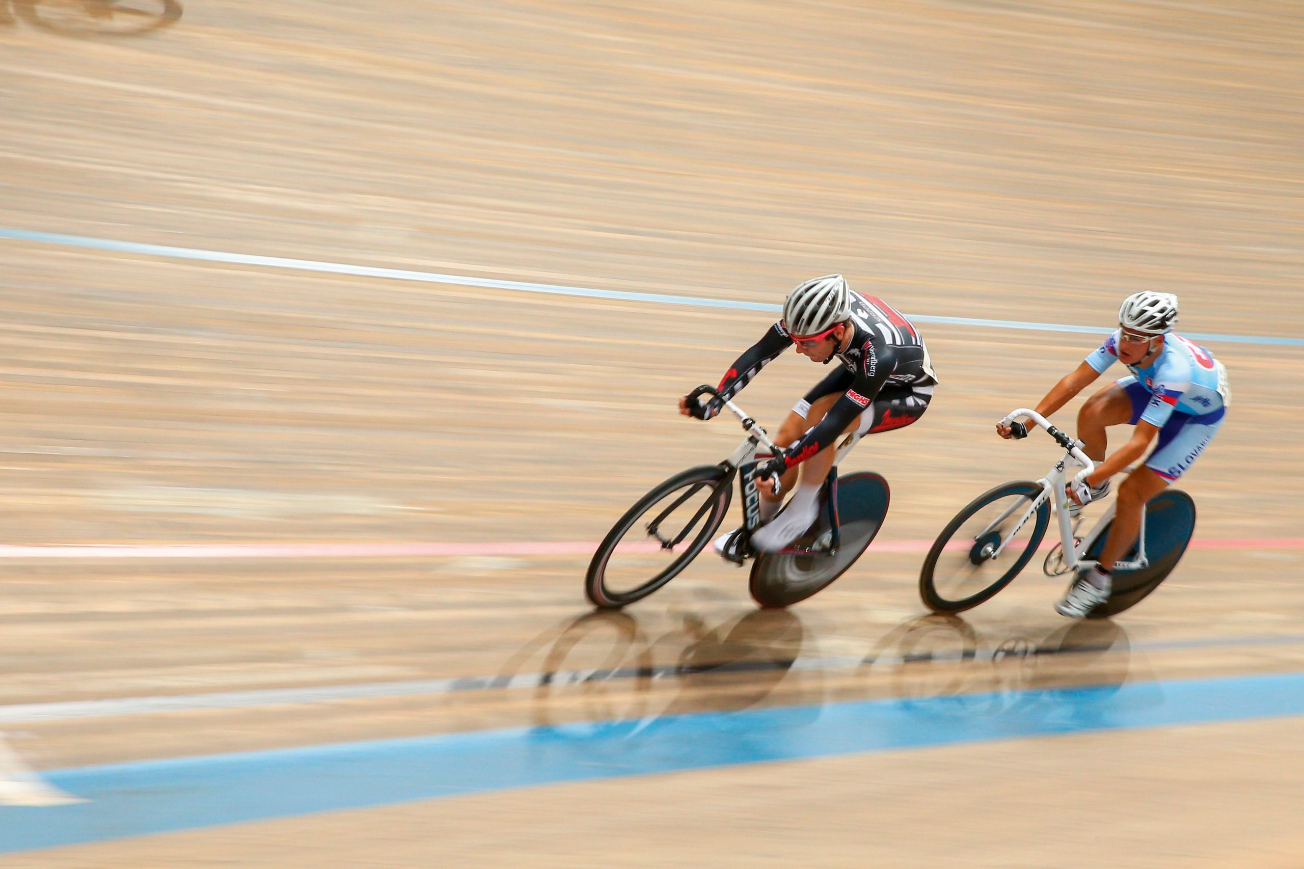 Cykelryttere actionfoto