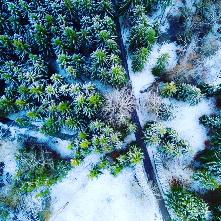 Dronebilde med Clarendon-filtereffekt