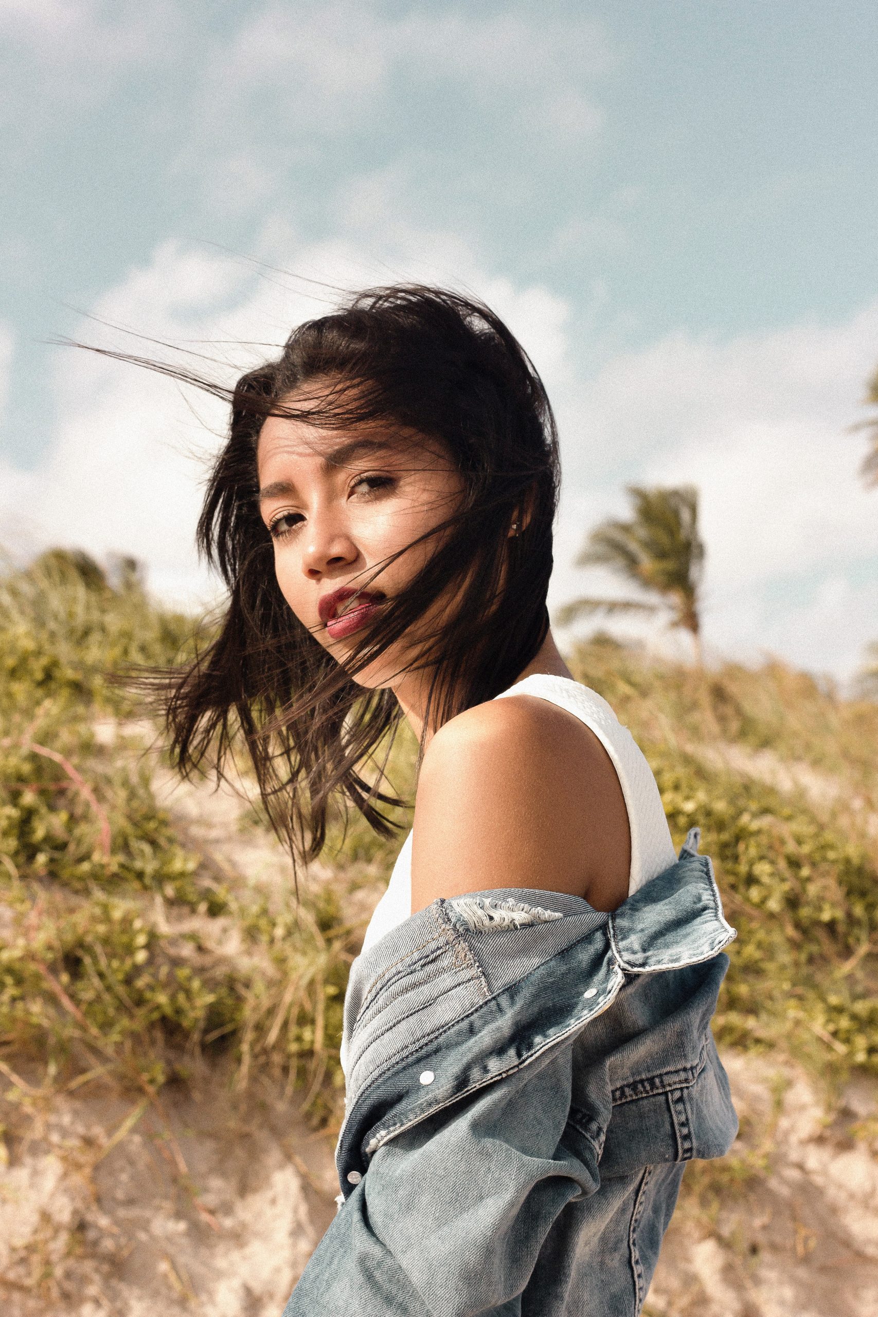 Muotokuva, jonka syvyysterävyysalue on melko lyhyt.