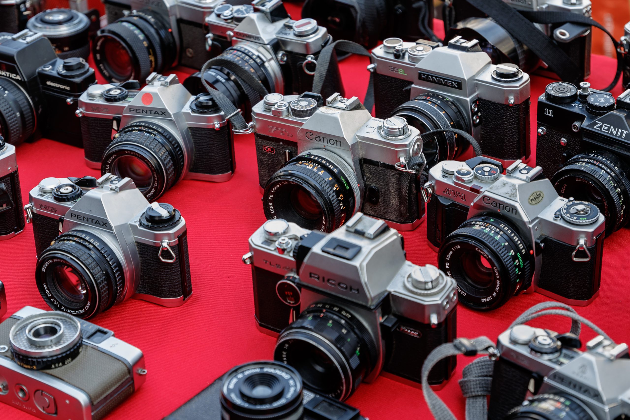 Brugte kameraer på bord