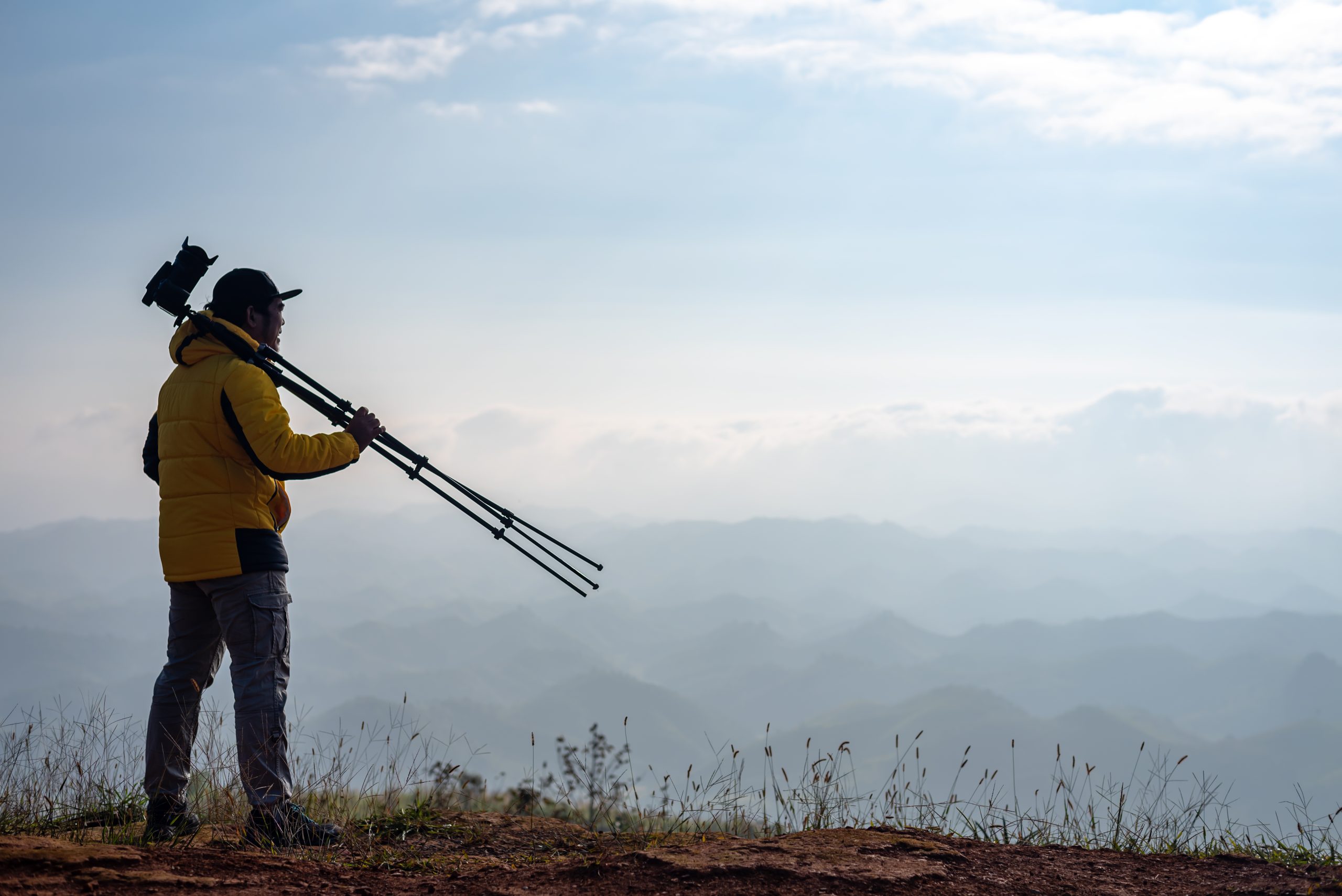 Fotograf på fototur i naturen