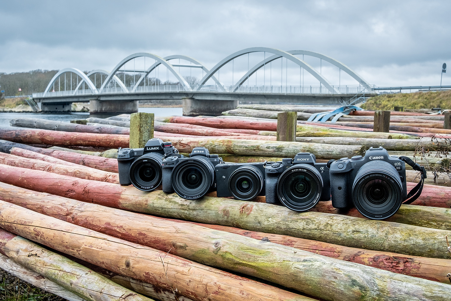 Fem fullformatskameror