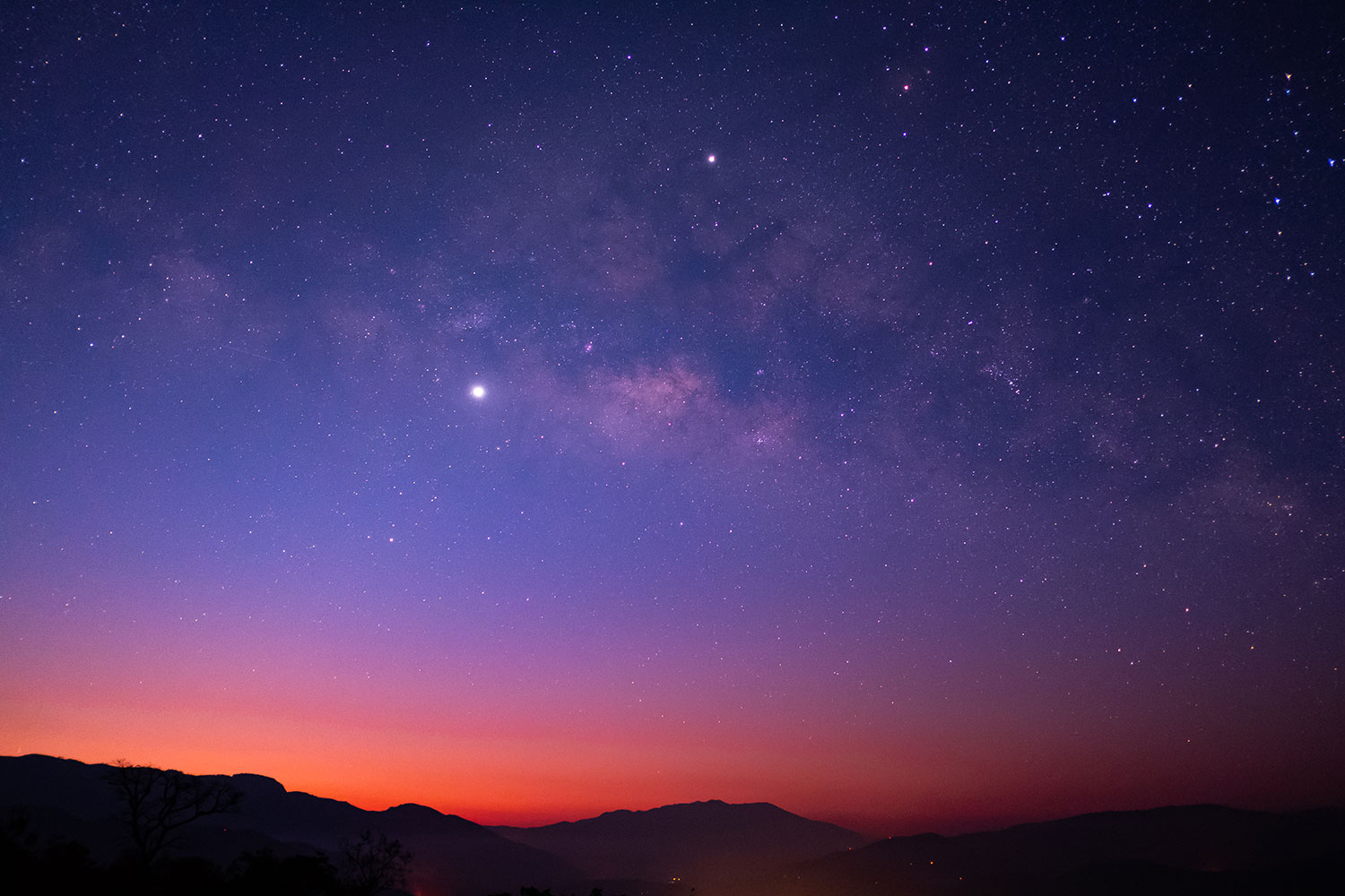 Jupiter, Venus og Saturn.