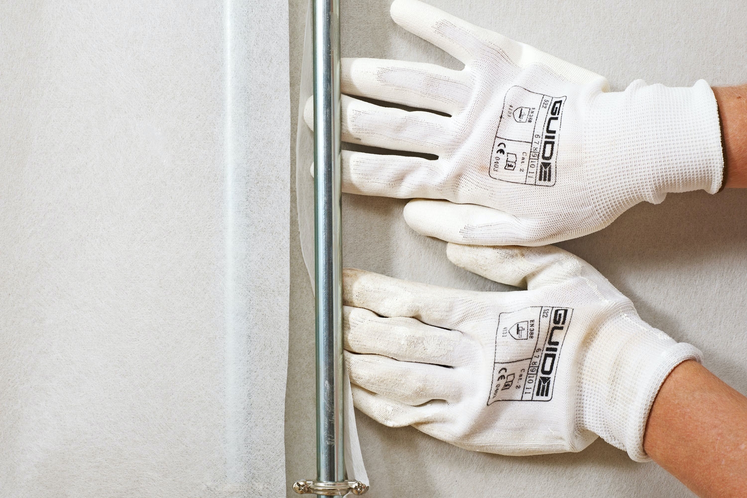 Glasfilt: Skub filten på plads