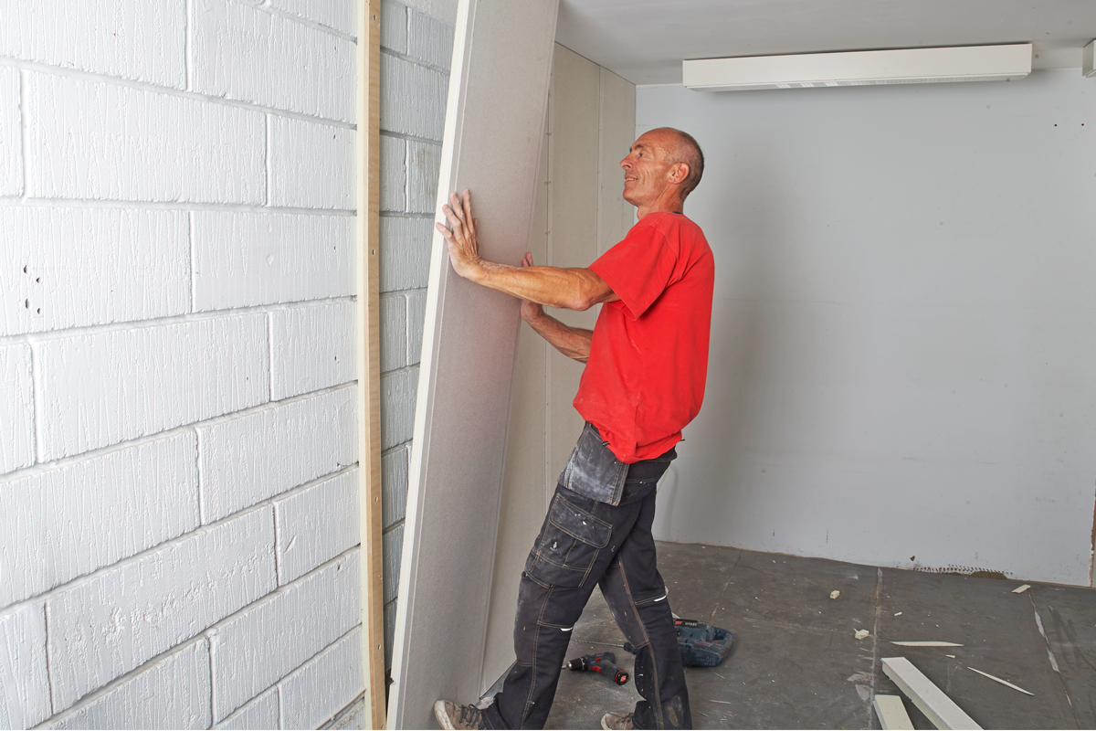 Isoler med varmveggsplater