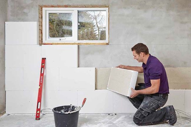 Isolering af kældervæg