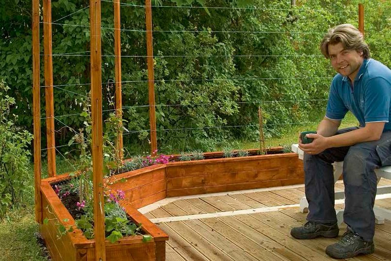 Blomstrende vegg til terrassen