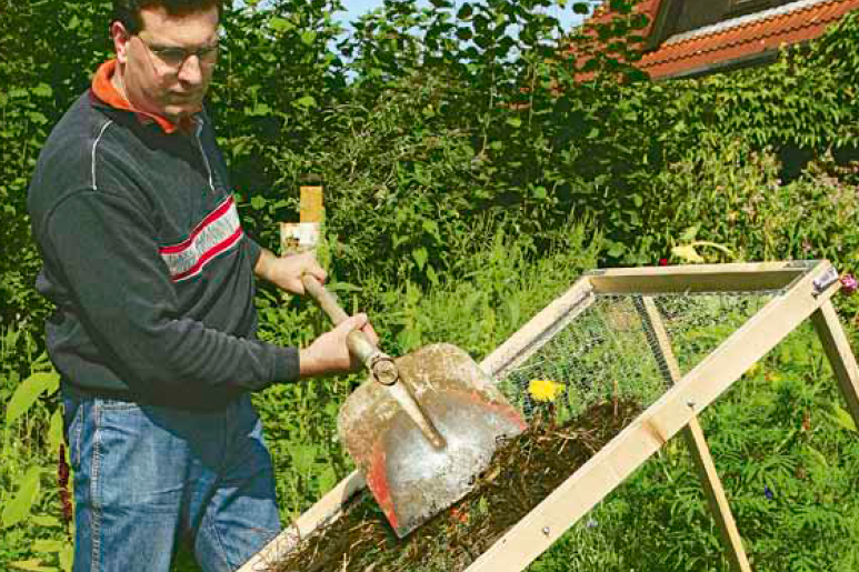 En jord si gør din kompost fin og nem at fordele