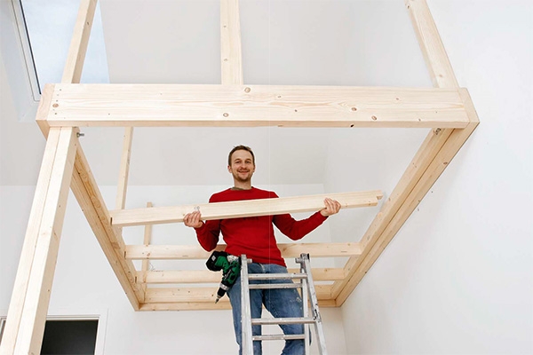 Bygg sovloft och utnyttja platsen