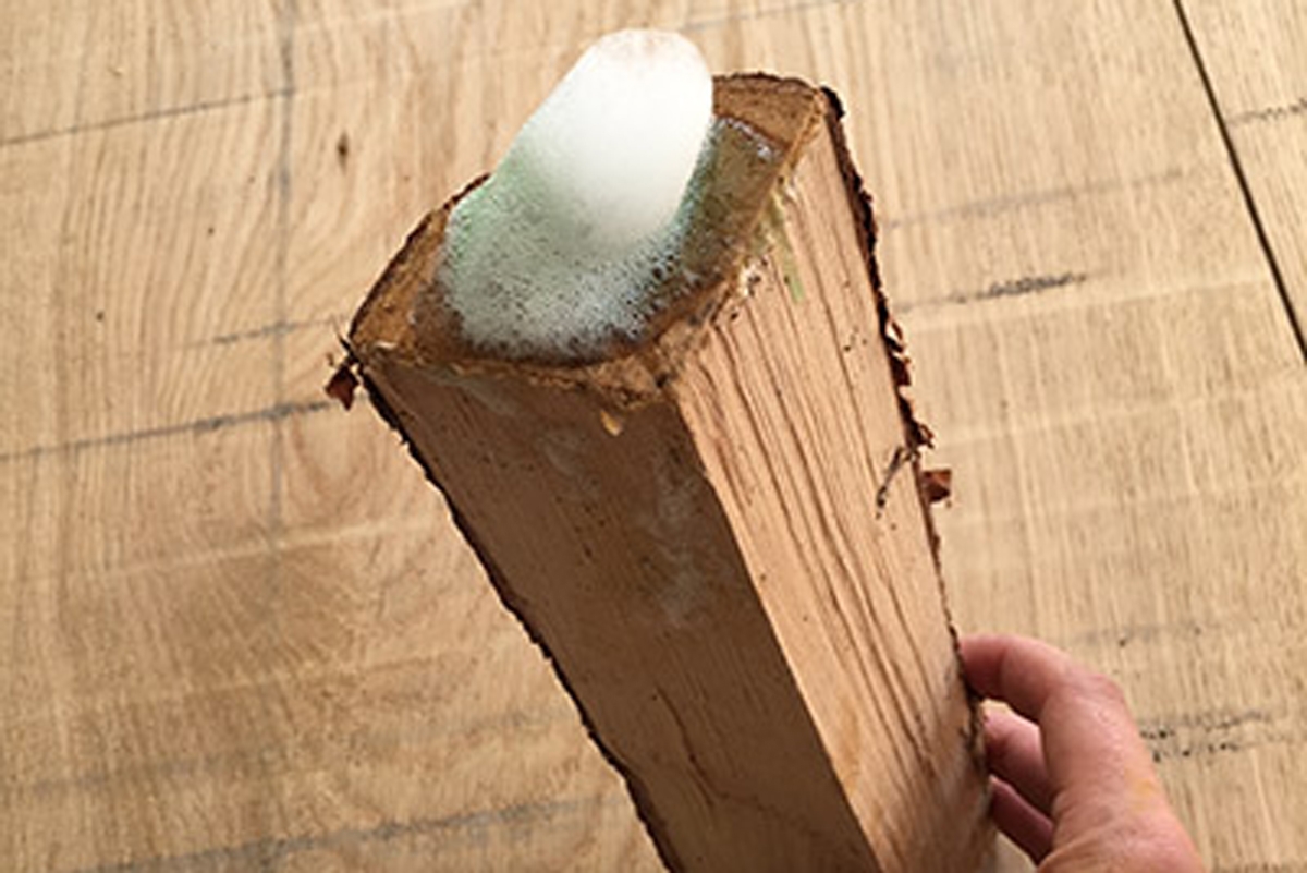 Måle brænde fugtighed med sæbeskum