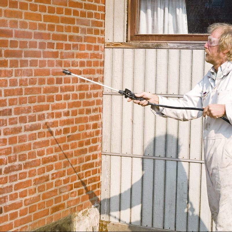 Slamma tegel: Kalkvatten