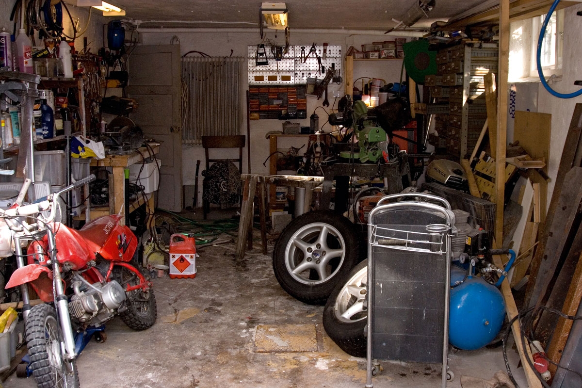 Tee itse suksien säilytysteline