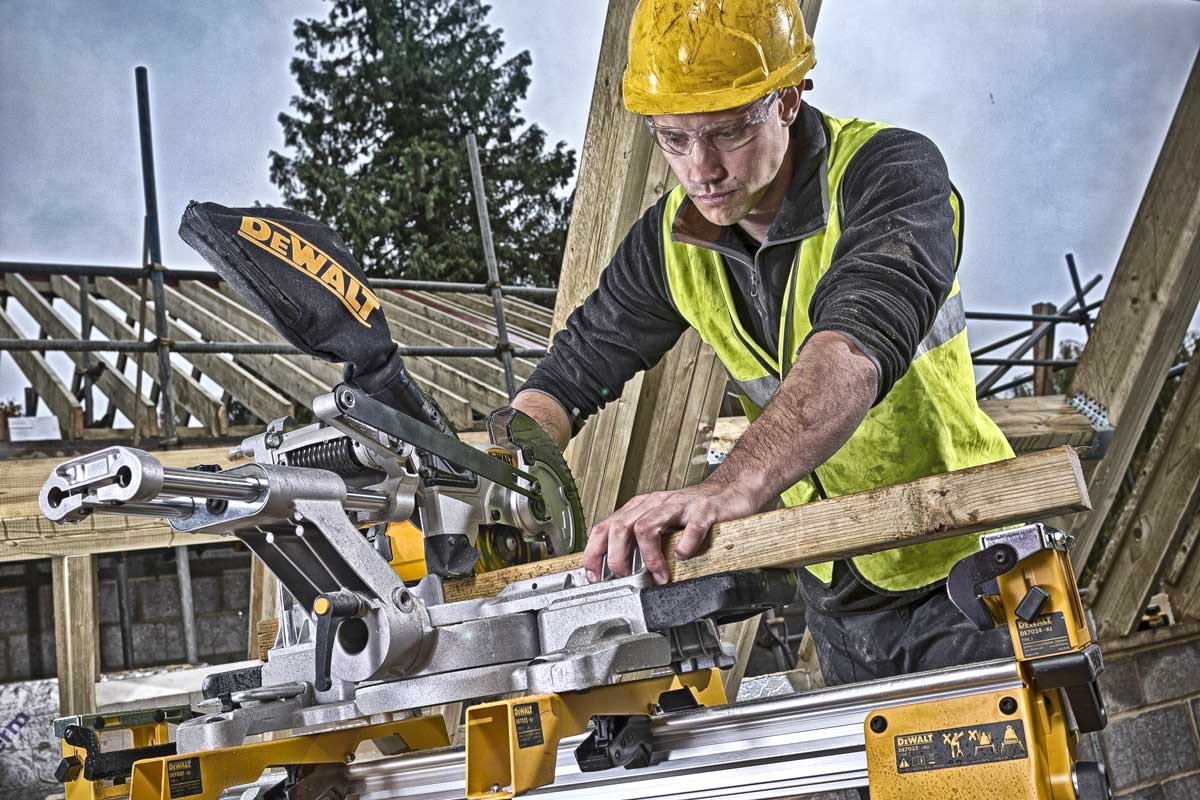 DeWalt 18V kap-/geringssav