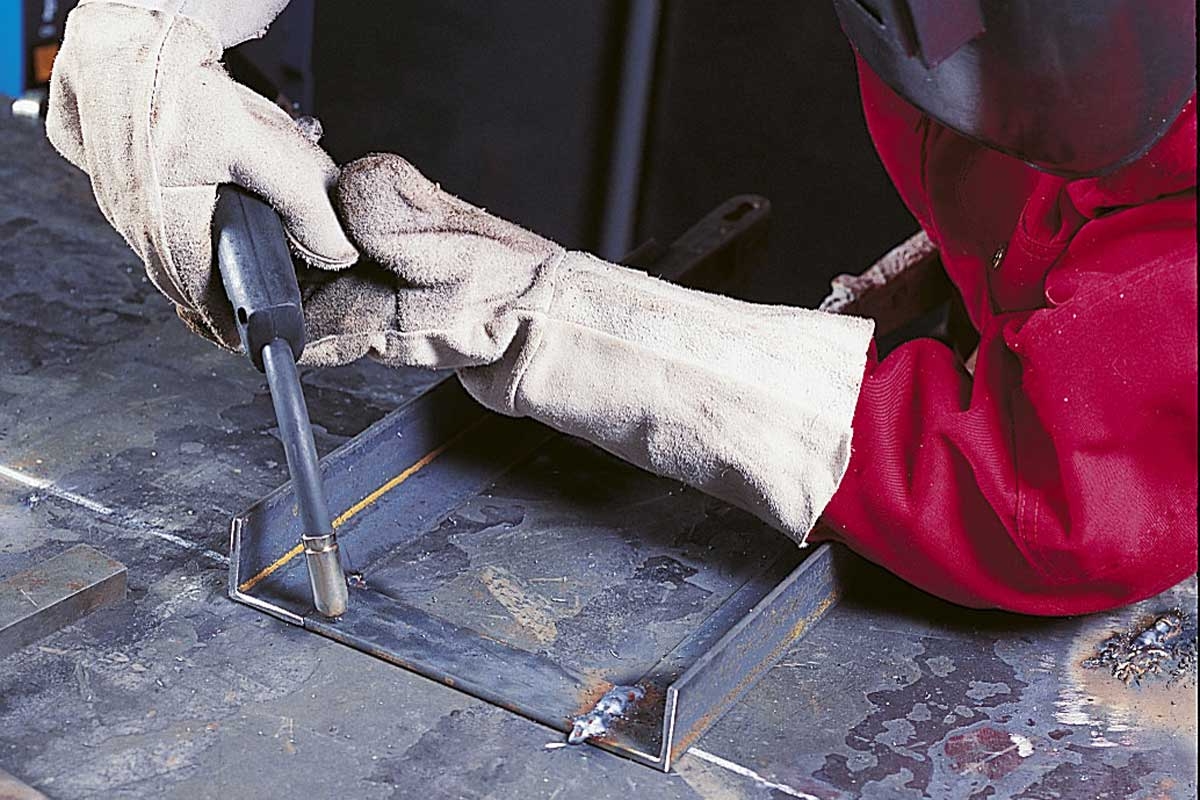 Metallin hitsaaminen