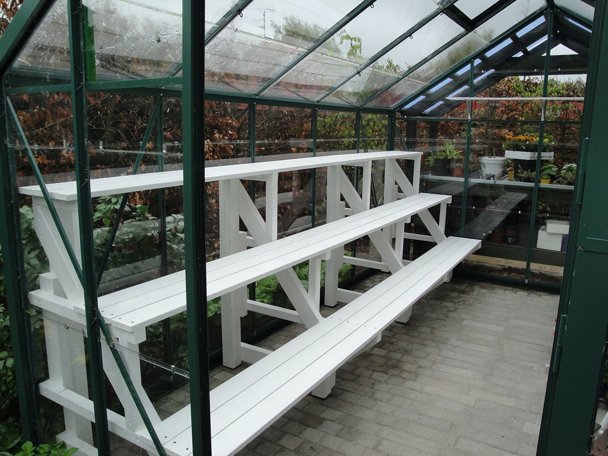 Hyller til drivhus