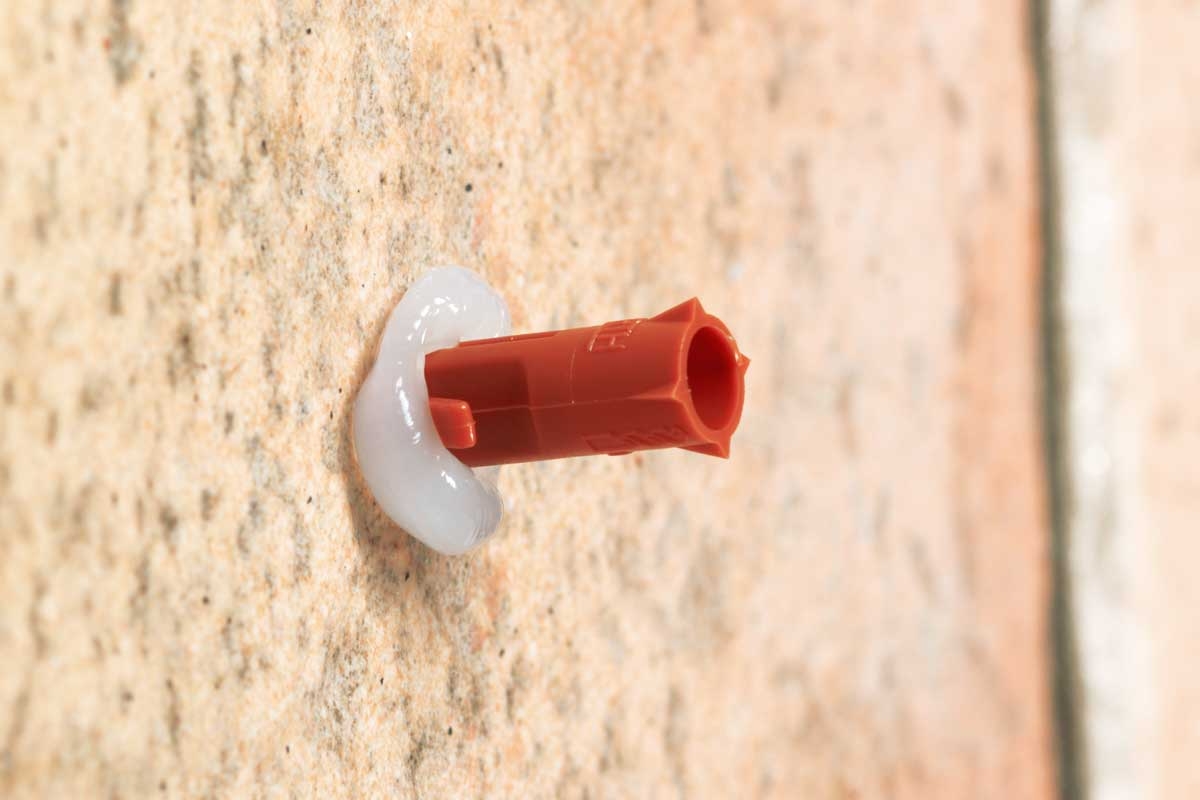 Lappe huller i fliser