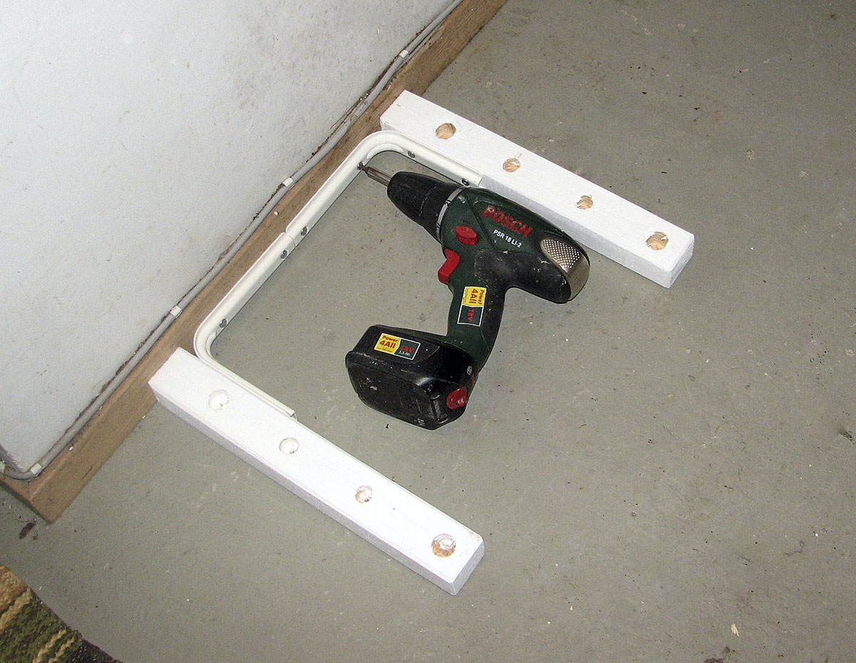 Bygga vedställ inomhus