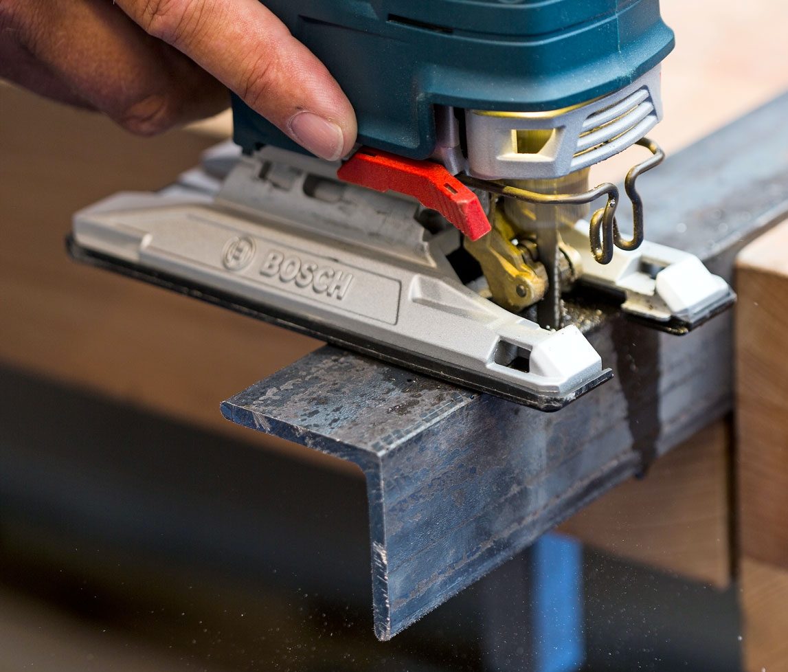 Stiksavn: Skær i metal