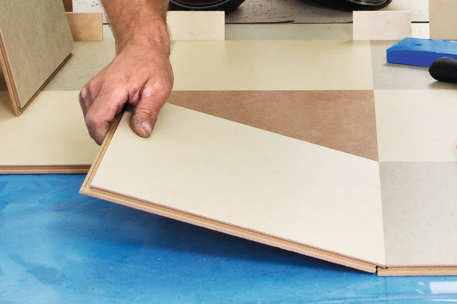 Linoleum: Lattialaatat