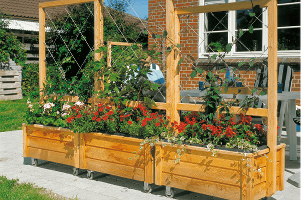 Blomlådor på hjul
