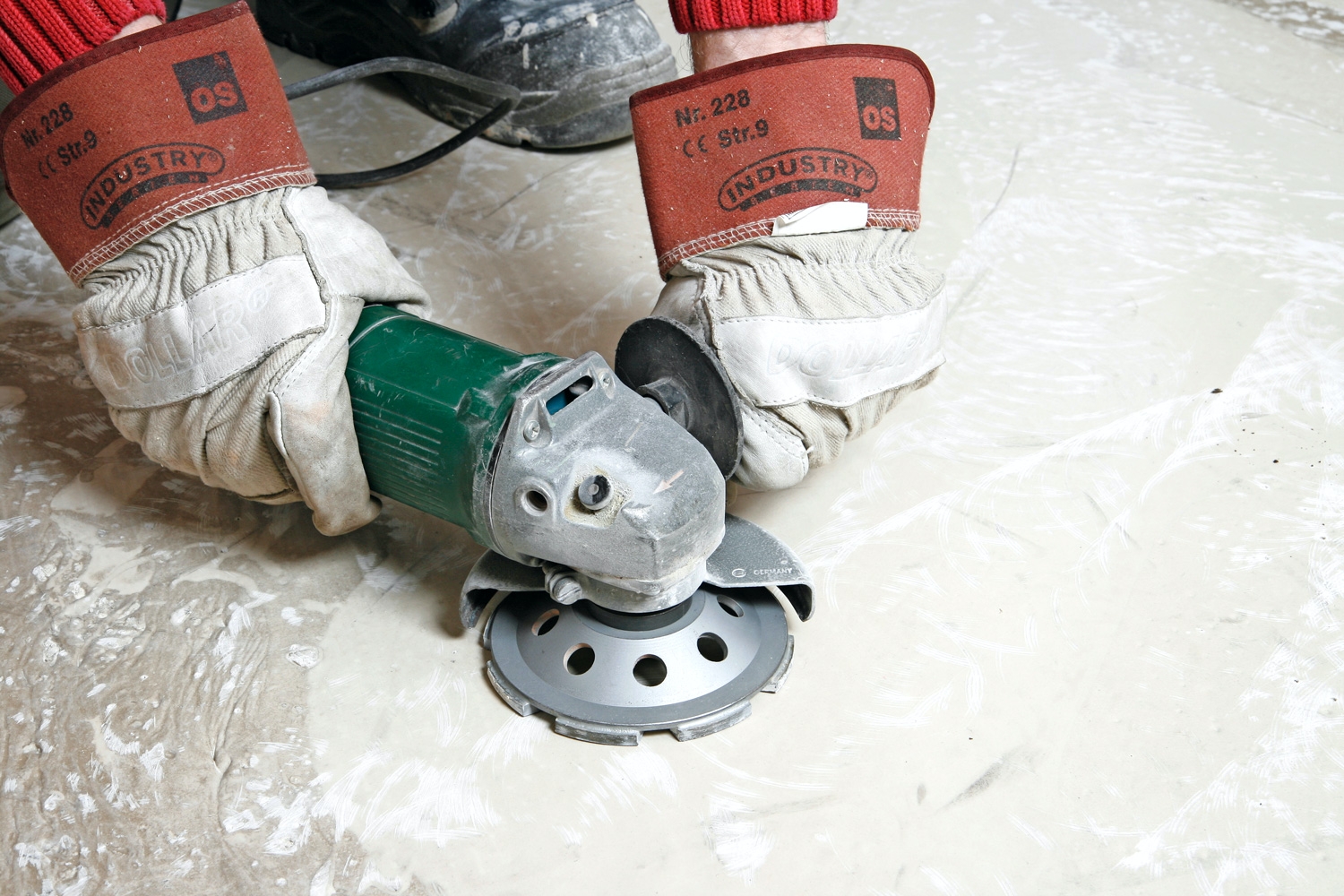 Oppretting av betonggulv