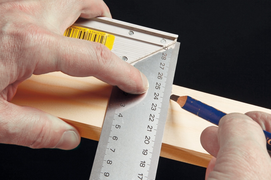 Udskæring og opmåling til bladsamlingen