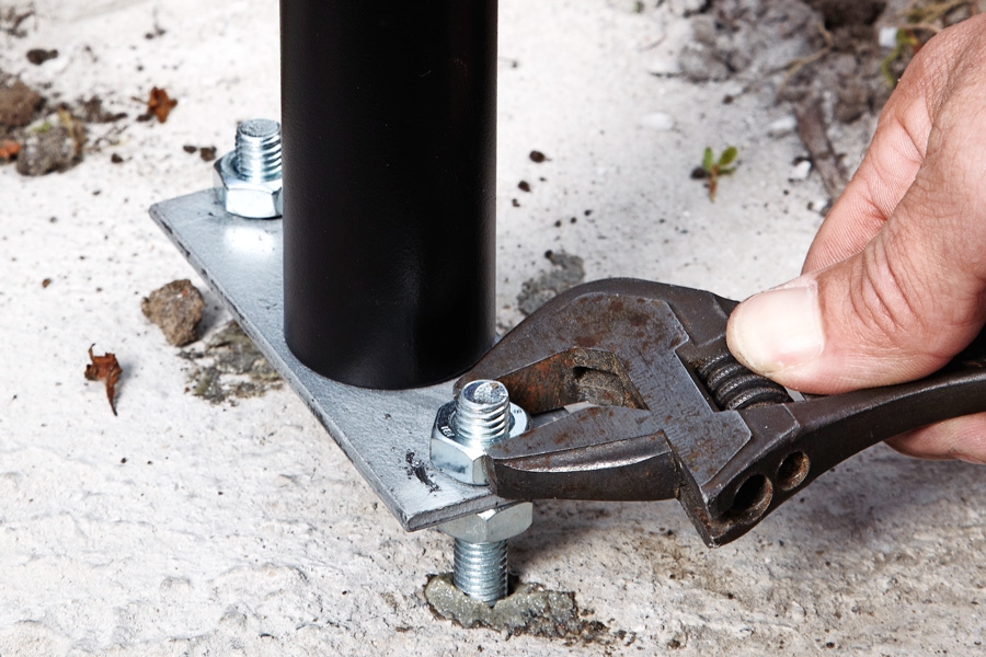 Gevindstang til forankring i betonunderlag