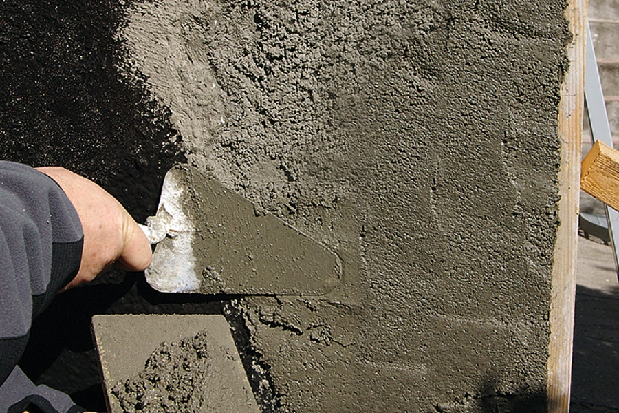 Reparasjon av sokkelhjørne: Det ytterste fine pusslaget