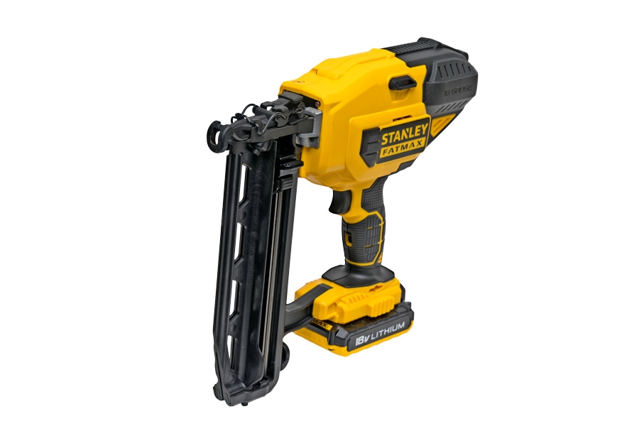 Spikpistol i mellanklassen