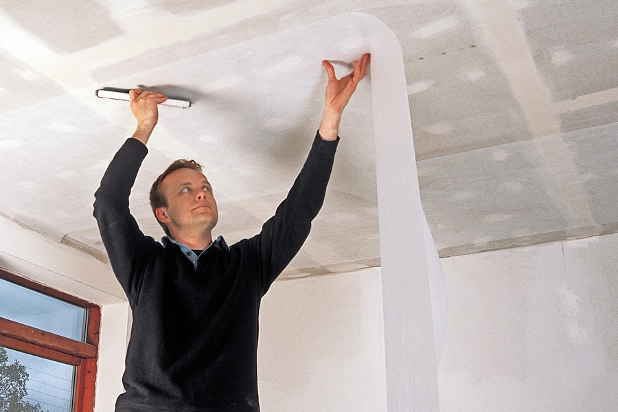 Glasfilt og glasvæv til armering af gips- og pudslofter