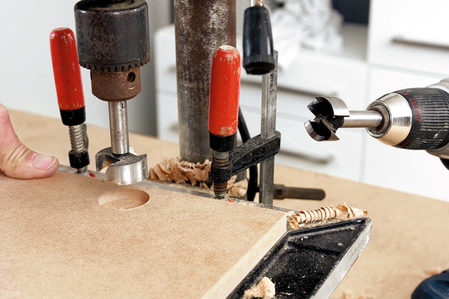 Hur använder man skåpsgångjärn?