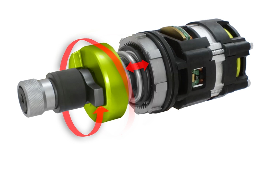 Mutterinväännin: Mutterinväännin lyö ruuvin sisään