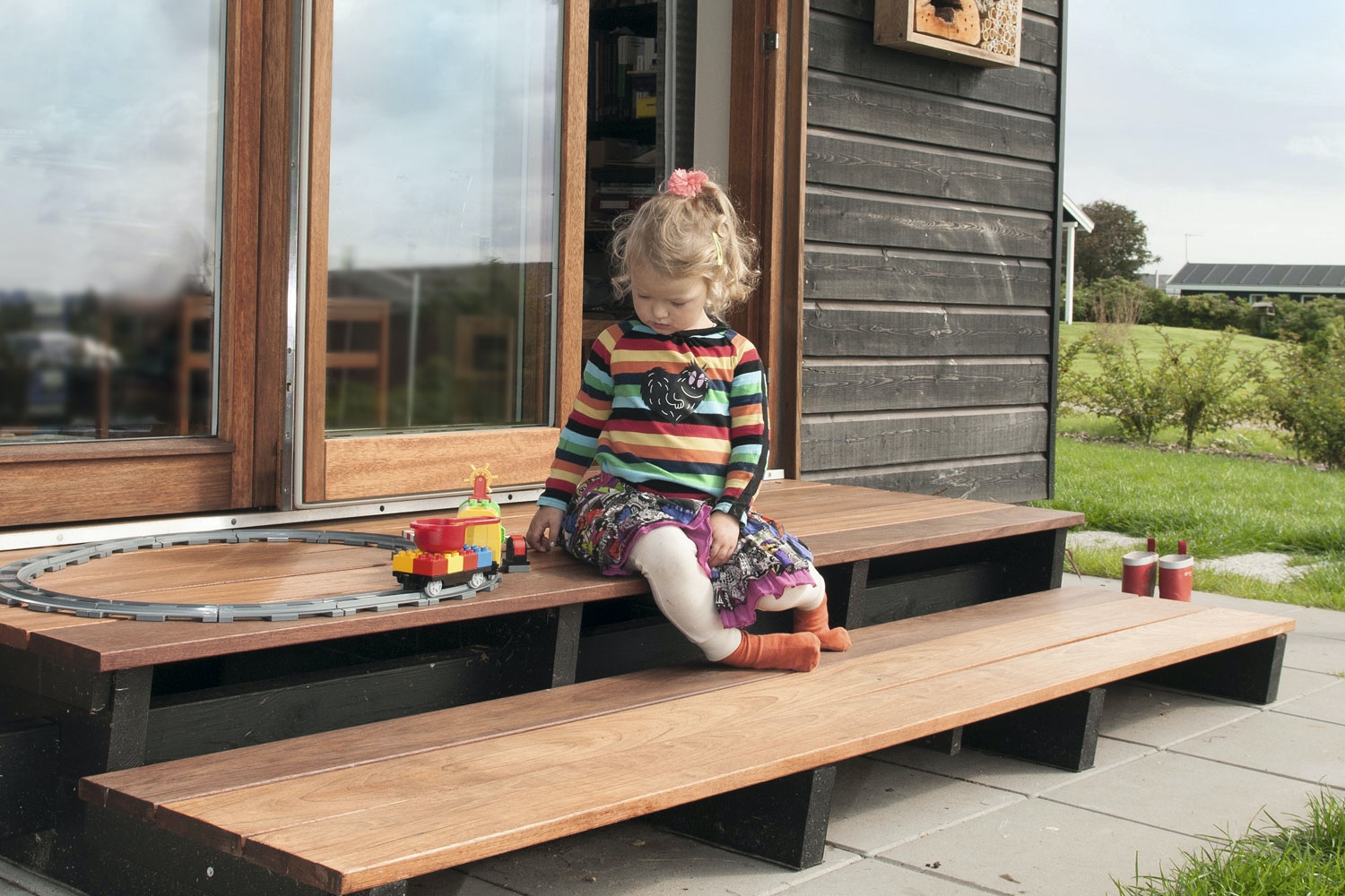 TERRASSEBORD TIL TRAPPETRINN