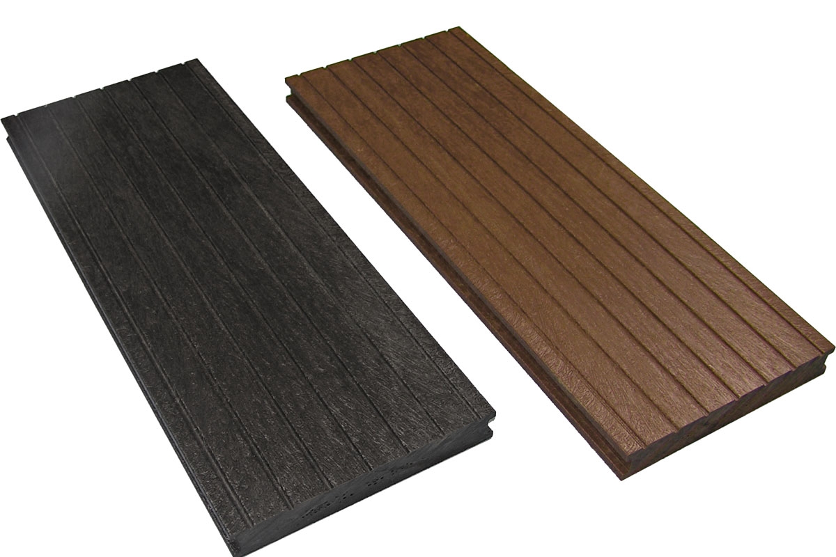 Kompositt terrassebord: Massive bord av kompositt terrassebord