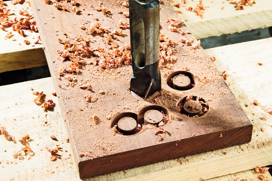 Terassin ja lattian tulpat: Tee tulpat