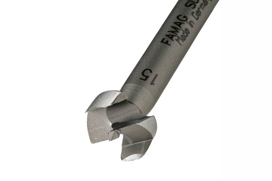 Kvistborr: Kvistborr i olika storlekar