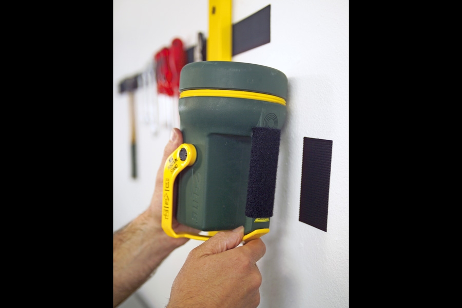 9 erikoisteippi: Extra strong burretape (tesa)