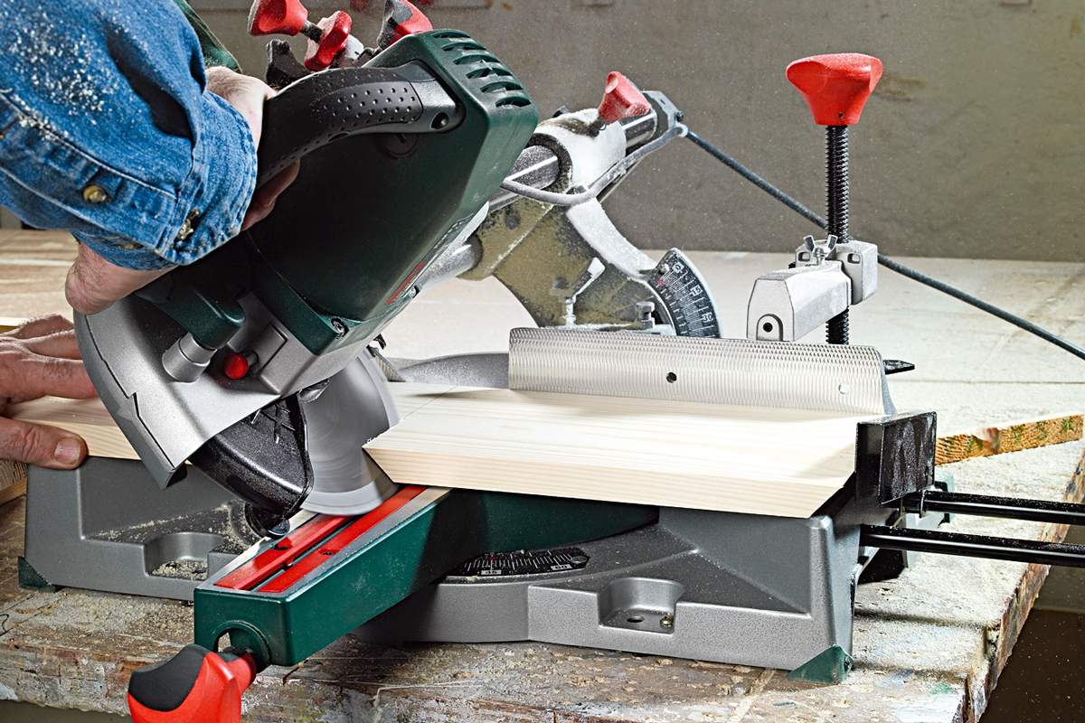 Kap och gersåg: Ställ in sågen