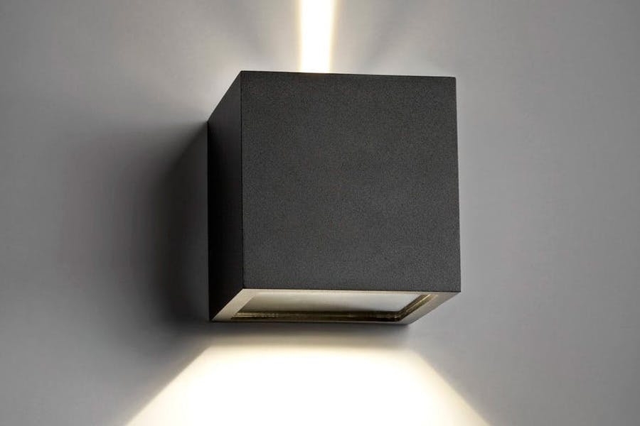 Utelamper: Cube LED. Designlamper til veggen