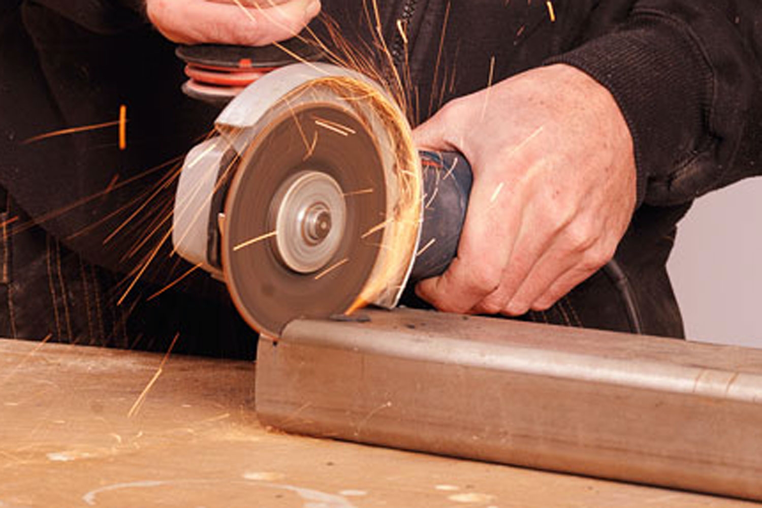 Vinkelsliper: Sikkerhetsskjerm